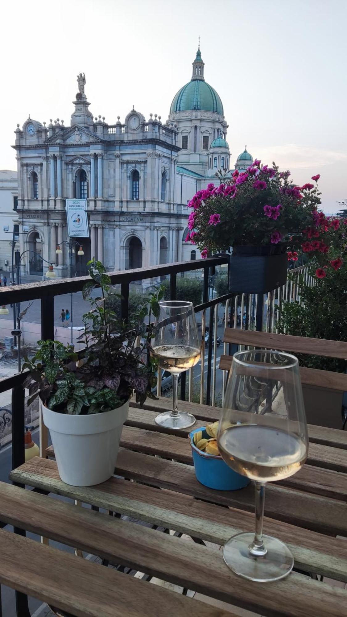 49 Downtown Pompeii Bed & Breakfast Екстериор снимка
